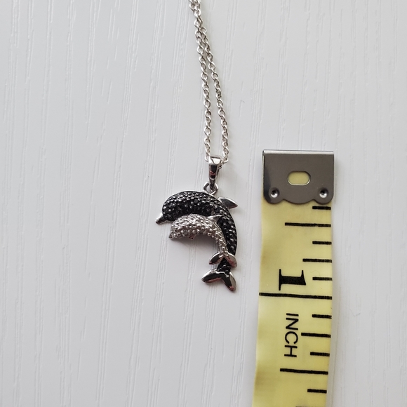DOLPHINS Necklace - Picture 10 of 10